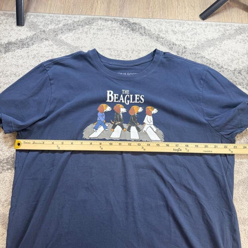 Life is Good navy blue The Beatles Abbey Road Beagles graphic tee size Large - Picture 6 of 7